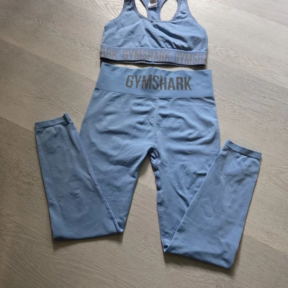Gymshark Light Blue Activewear Set - Picture 5 of 8